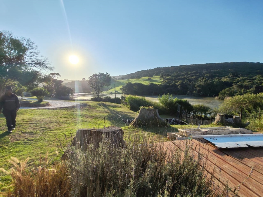 Commercial Property for Sale in Colleen Glen Eastern Cape